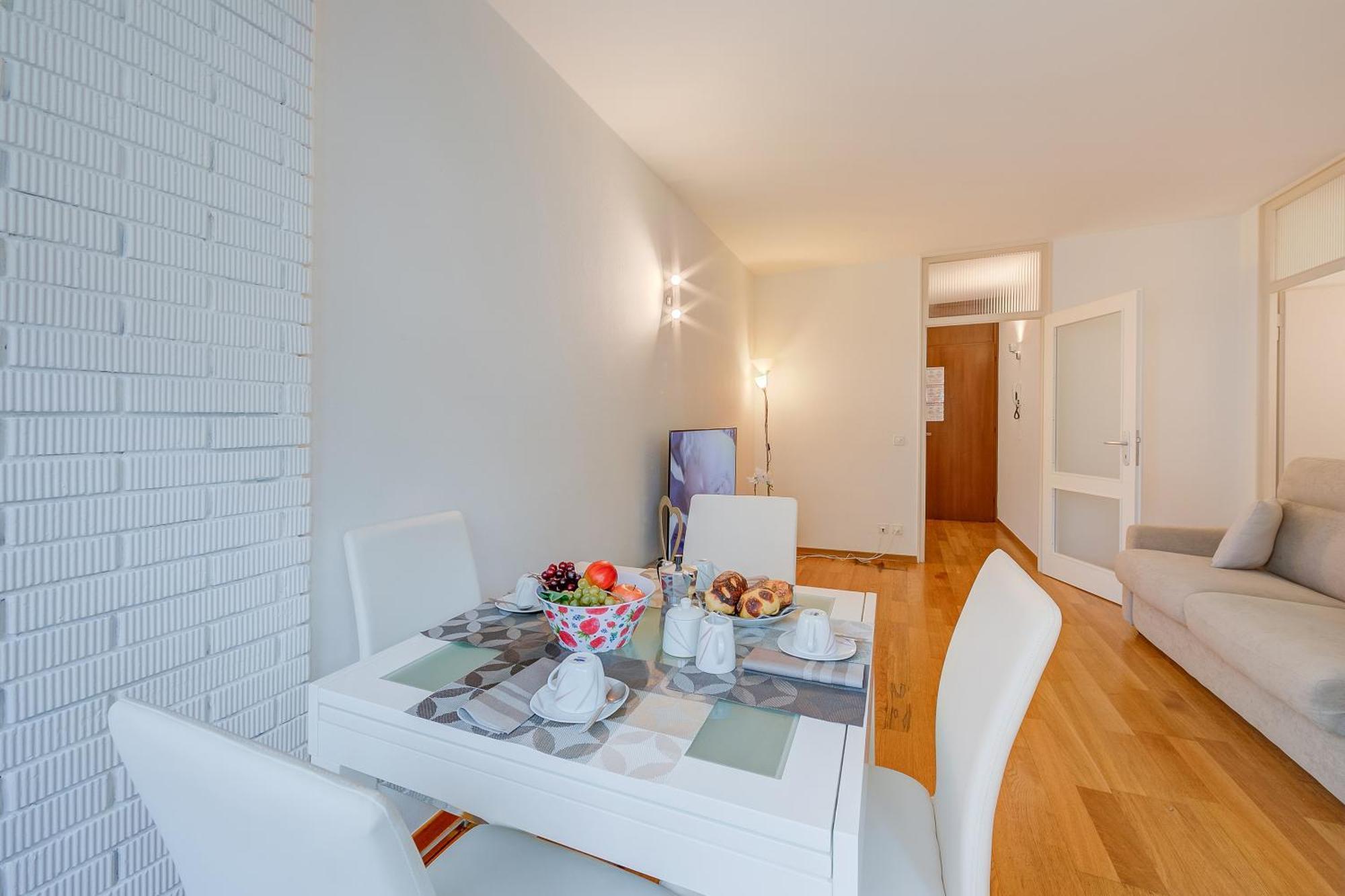 Apartment Place - Happy Locarno