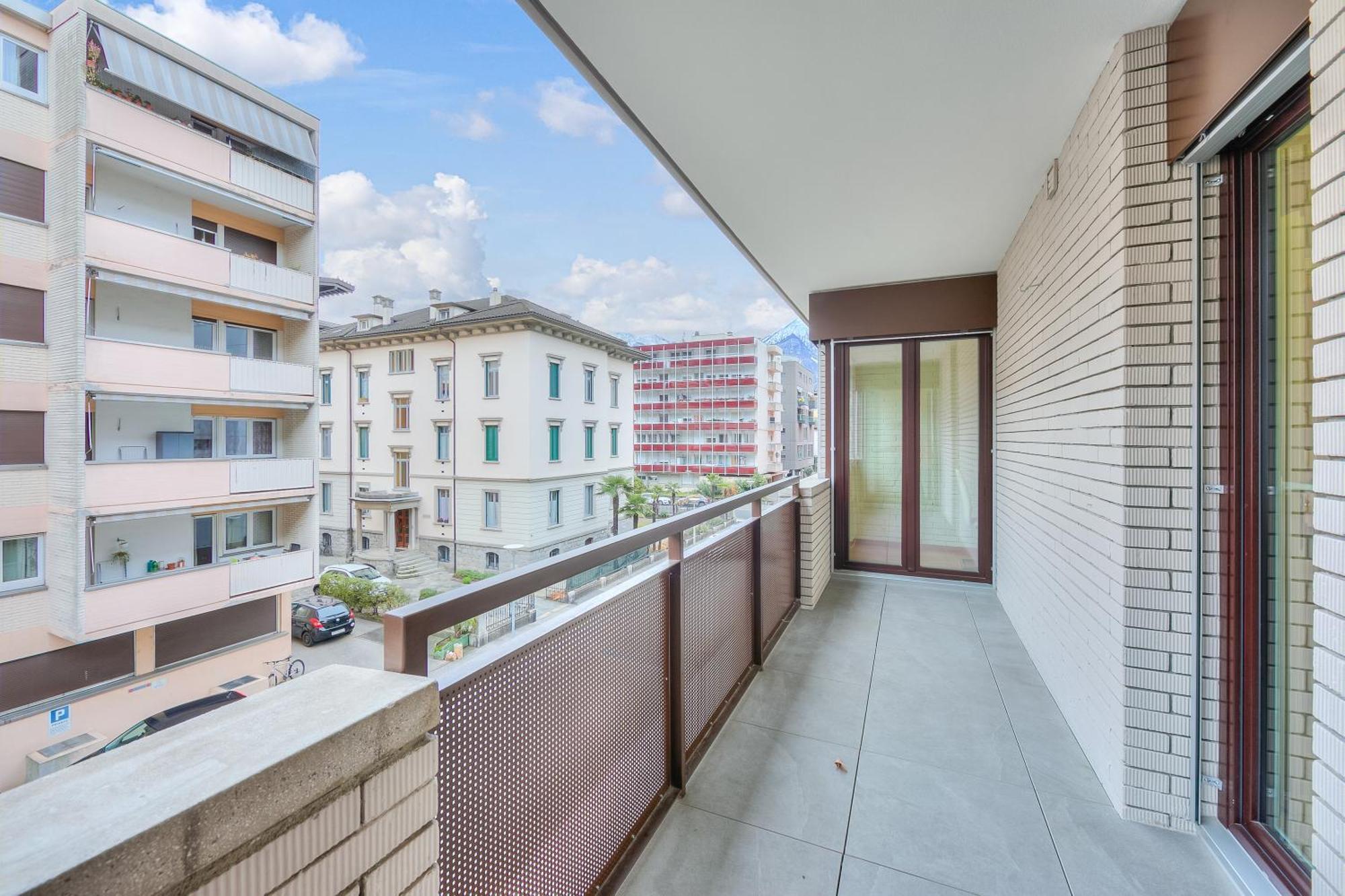 Place - Happy Locarno